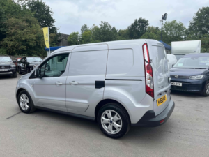 2018 Ford Transit Connect Connect Tdci 200 Limited — image 5