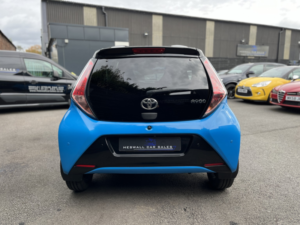 2015 Toyota Aygo 1.0 Vvt-I X-Cite in Blue — image 4