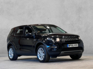 2016 Land Rover Discovery Sport 2.0 Td4 Se Tech 4WD Euro 6 (s/s) 5dr in Black — image 6