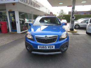 2015 Vauxhall Mokka 1.6i Exclusiv 2WD Euro 6 (s/s) 5dr in Blue — image 2