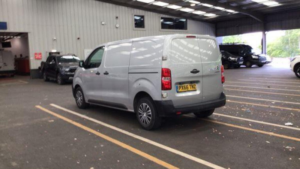 2016 Citroen Dispatch 2.0 Bluehdi 1400 Enterprise M Fwd 2 Euro 6 (s/s) 6dr in Silver — image 5