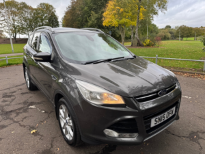 2015 Ford Kuga 2.0 Tdci Titanium SUV 5dr Diesel Manual AWD Euro 6 (s/s) (180 Ps) in Grey — image 4