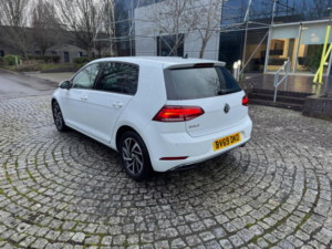2019 Volkswagen Golf 2.0 Tdi Match Euro 6 (s/s) 5dr in White — image 4