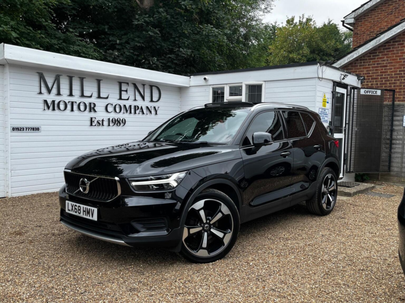 2018 Volvo Xc40 2.0 D3 Momentum Auto Euro 6 (s/s) 5dr in Black — image 1
