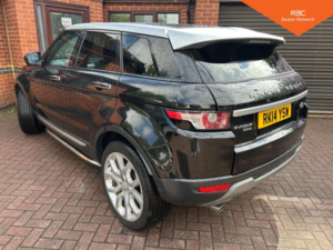 2014 Land Rover Range Rover Evoque 2.2 Sd4 Prestige Auto 4WD Euro 5 (s/s) 5dr in Black — image 3
