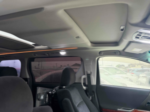 2010 Toyota Vellfire 3.5z Platinum Selection 7 Seats in Black — image 5