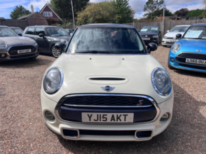 2015 MINI Hatch 2.0 Cooper S Euro 6 (s/s) 3dr in White — image 4
