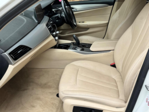 2018 BMW 5 Series 2.0 520d Se Auto Euro 6 (s/s) 4dr in White — image 5