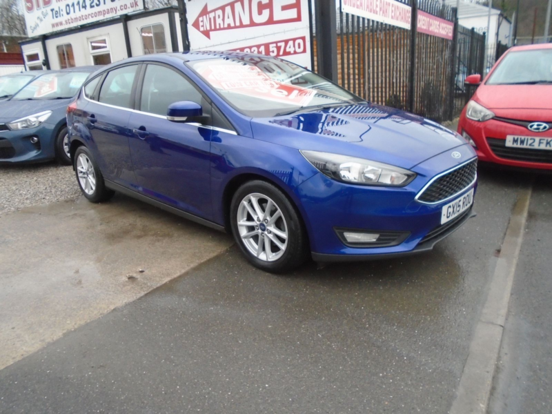 2015 Ford Focus 1.6 Tdci Zetec Hatchback 5dr Diesel Manual Euro 5 (s/s) (115 Ps) in Blue — image 1