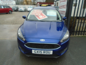 2015 Ford Focus 1.6 Tdci Zetec Hatchback 5dr Diesel Manual Euro 5 (s/s) (115 Ps) in Blue — image 2