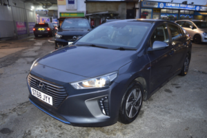 2018 Hyundai Ioniq 1.6 Ioniq Hev Se 1.6 Gdi My19 in Grey — image 3