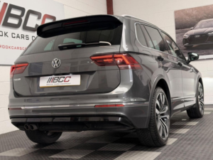 2019 Volkswagen Tiguan 2.0 Tdi R-Line Tech 4motion Euro 6 (s/s) 5dr in Grey — image 5