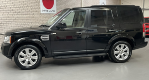 2010 Land Rover Discovery 4 5.0 V8 Se Automatic 7 Seater in Black — image 2