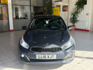 2016 Kia Ceed 1.6 Crdi 3 in Blue — image 4
