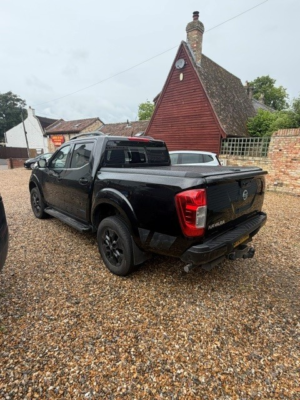 2020 Nissan Navara 2.3 Dci N-Guard in Black — image 5