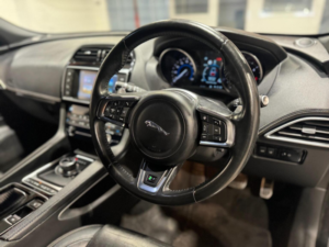 2018 Jaguar F-Pace 2.0 D180 R-Sport Auto AWD Euro 6 (s/s) 5dr in Silver — image 3
