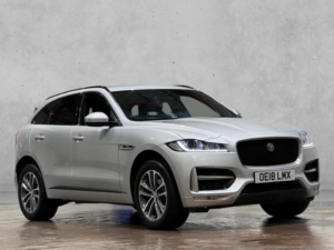2018 Jaguar F-Pace 2.0 D180 R-Sport Auto AWD Euro 6 (s/s) 5dr in Silver — image 6