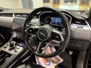 2023 Jaguar F-Pace 2.0 D200 Mhev R-Dynamic Se Auto AWD Euro 6 (s/s) 5dr in Blue — image 3