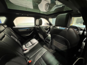 2023 Jaguar F-Pace 2.0 D200 Mhev R-Dynamic Se Auto AWD Euro 6 (s/s) 5dr in Blue — image 5