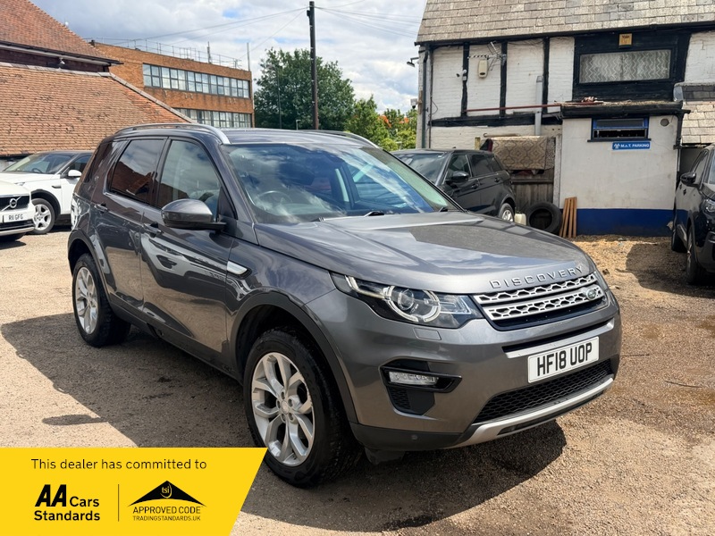 2018 Land Rover Discovery Sport Td4 Hse in Grey — image 1