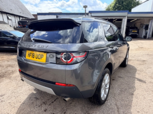 2018 Land Rover Discovery Sport Td4 Hse in Grey — image 5