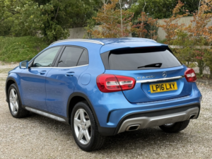 2016 Mercedes-Benz Gla 2.1 Gla200d Amg Line in Blue — image 6