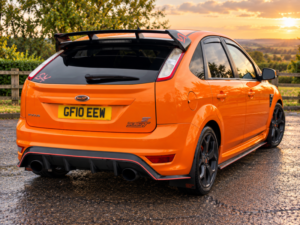 2010 Ford Focus 2.5 Siv St-2 in Orange — image 3