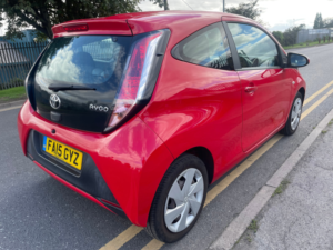 2015 Toyota Aygo 1.0 Vvt-I X-Play Hatchback 3dr Petrol Manual Euro 5 Euro 5 (68 Ps) in Red — image 6