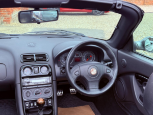 2011 MG Tf 1.8 in Grey — image 2