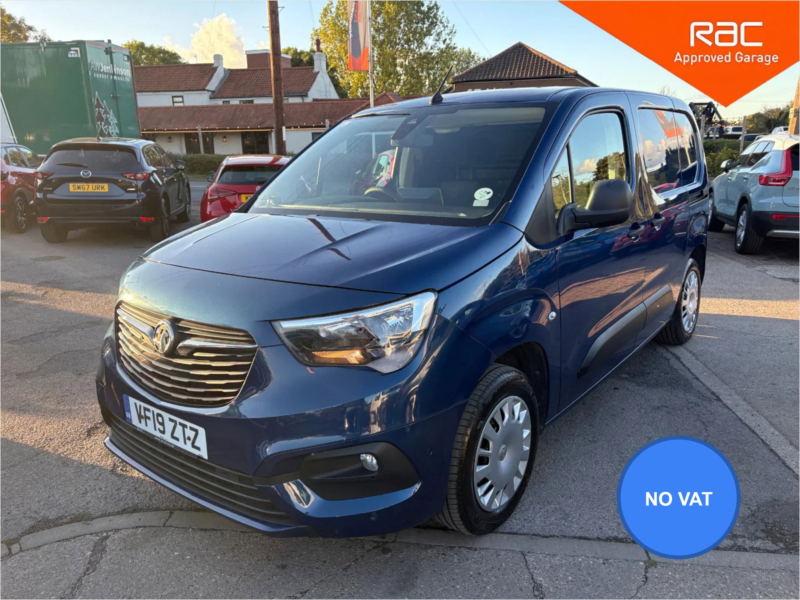 2019 Vauxhall Combo 1.6 Turbo D 2000 Sportive Panel Van 4dr Diesel Manual L1 H1 Euro 6 (s/s) (100 Ps) in Blue — image 1