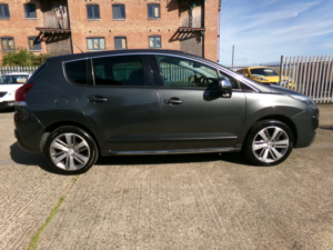 2016 Peugeot 3008 1.6 Bluehdi Allure in Grey — image 3