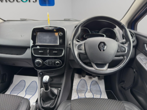 2017 Renault Clio 0.9 Tce Dynamique S Nav Euro 6 (s/s) 5dr in Blue — image 2
