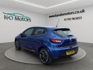 2017 Renault Clio 0.9 Tce Dynamique S Nav Euro 6 (s/s) 5dr in Blue — image 3