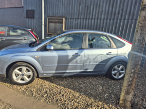2007 Ford Focus 1.6 Zetec Climate in Blue — image 3