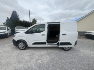 2021 Peugeot Partner 1.5 Bluehdi 1000 Professional in White — image 6