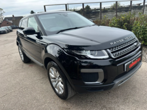 2017 Land Rover Range Rover Evoque 2.0 Ed4 Se in Black — image 3