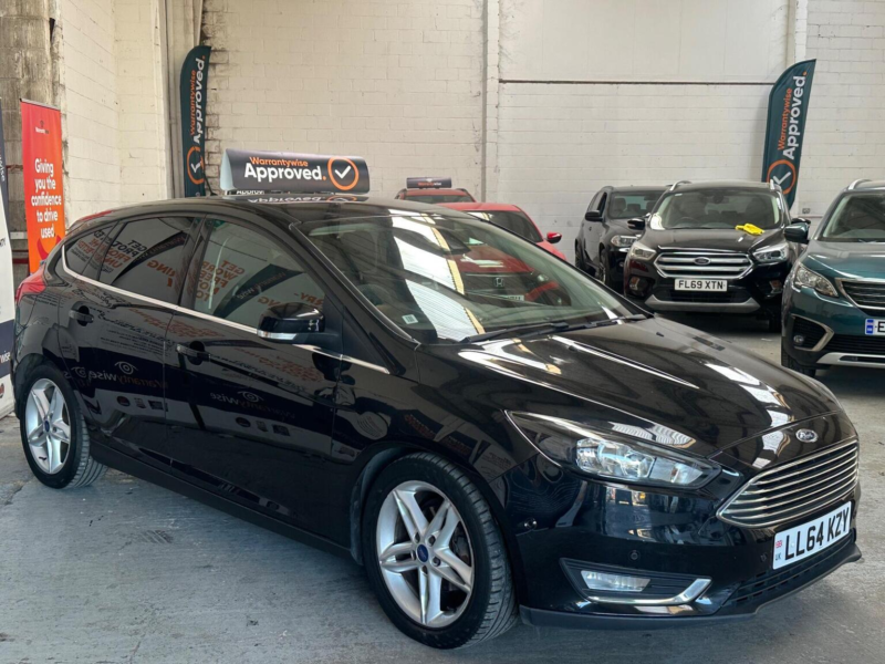 2014 Ford Focus 1.0t Ecoboost Titanium Euro 6 (s/s) 5dr in Black — image 1