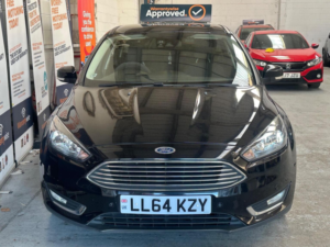 2014 Ford Focus 1.0t Ecoboost Titanium Euro 6 (s/s) 5dr in Black — image 2
