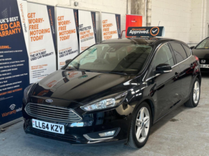 2014 Ford Focus 1.0t Ecoboost Titanium Euro 6 (s/s) 5dr in Black — image 5