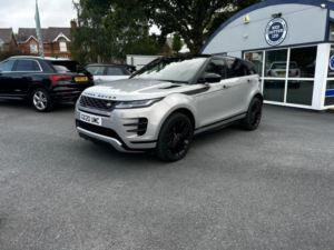 2020 Land Rover Range Rover Evoque 2.0 D180 Mhev R-Dynamic Hse Auto 4WD Euro 6 (s/s) 5dr in Silver — image 3