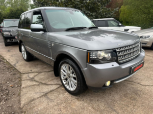 2012 Land Rover Range Rover 4.4 Td V8 Westminster in Grey — image 4