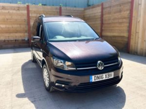 2016 Volkswagen Caddy Life 2 SEAT Driver Transfer Wheelchair Accessible Disabled Access Vehicle Wav in Purple — image 4