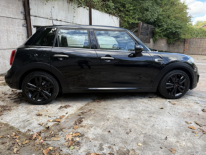 2018 MINI Hatch 1.5 5-Door Hatch Cooper Sport in Black — image 3
