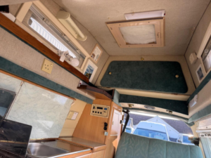 2001 Toyota Hiace Elddis Hilife Camper Van in White — image 4