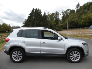 2012 Volkswagen Tiguan 2.0 Tdi Bluemotion Tech Se SUV 5dr Diesel Manual 4WD Euro 5 (s/s) (140 Ps) in Silver — image 2