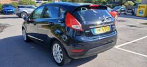 2016 Ford Fiesta 1.0 T Ecoboost Titanium in Black — image 6