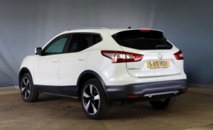 2015 Nissan Qashqai 1.2 Dig-T N-Tec+ in White — image 6