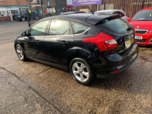 2013 Ford Focus 1.6 Tdci Zetec Euro 5 (s/s) 5dr in Black — image 5