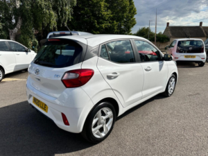 2020 Hyundai I10 1.2 Se Connect Euro 6 (s/s) 5dr in White — image 5