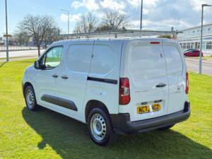 2024 Peugeot Partner 1.5 Bluehdi 1000 Professional Premium + Standard Panel Van 5dr Diesel Manual Swb Euro 6 (s/s) (100 Bhp) in White — image 4